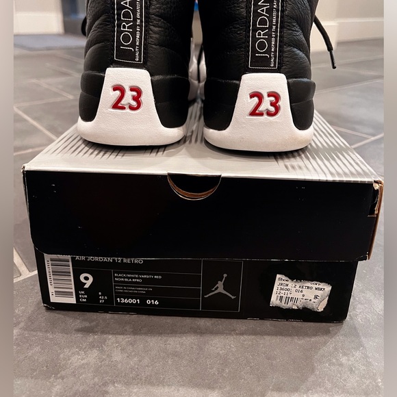 Women - Air Jordan 12 Retro - Picture 4 of 6